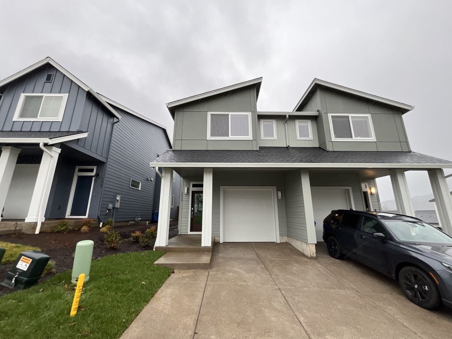 Gresham House: 3034 SW Linneman Dr