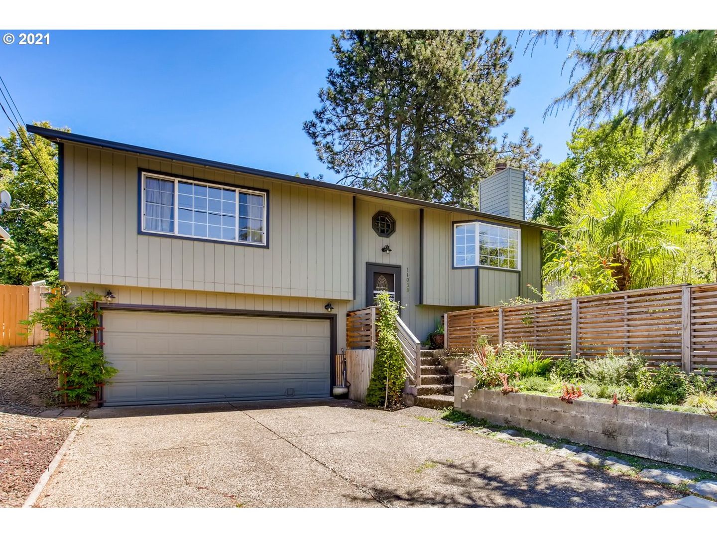 Portland House: 11038 SW 61st Ave