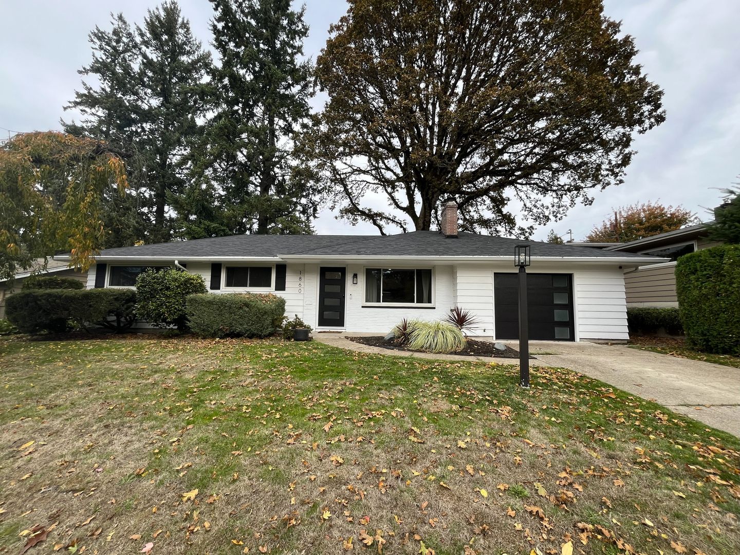 Portland House: 1860 SW Wellington Ave