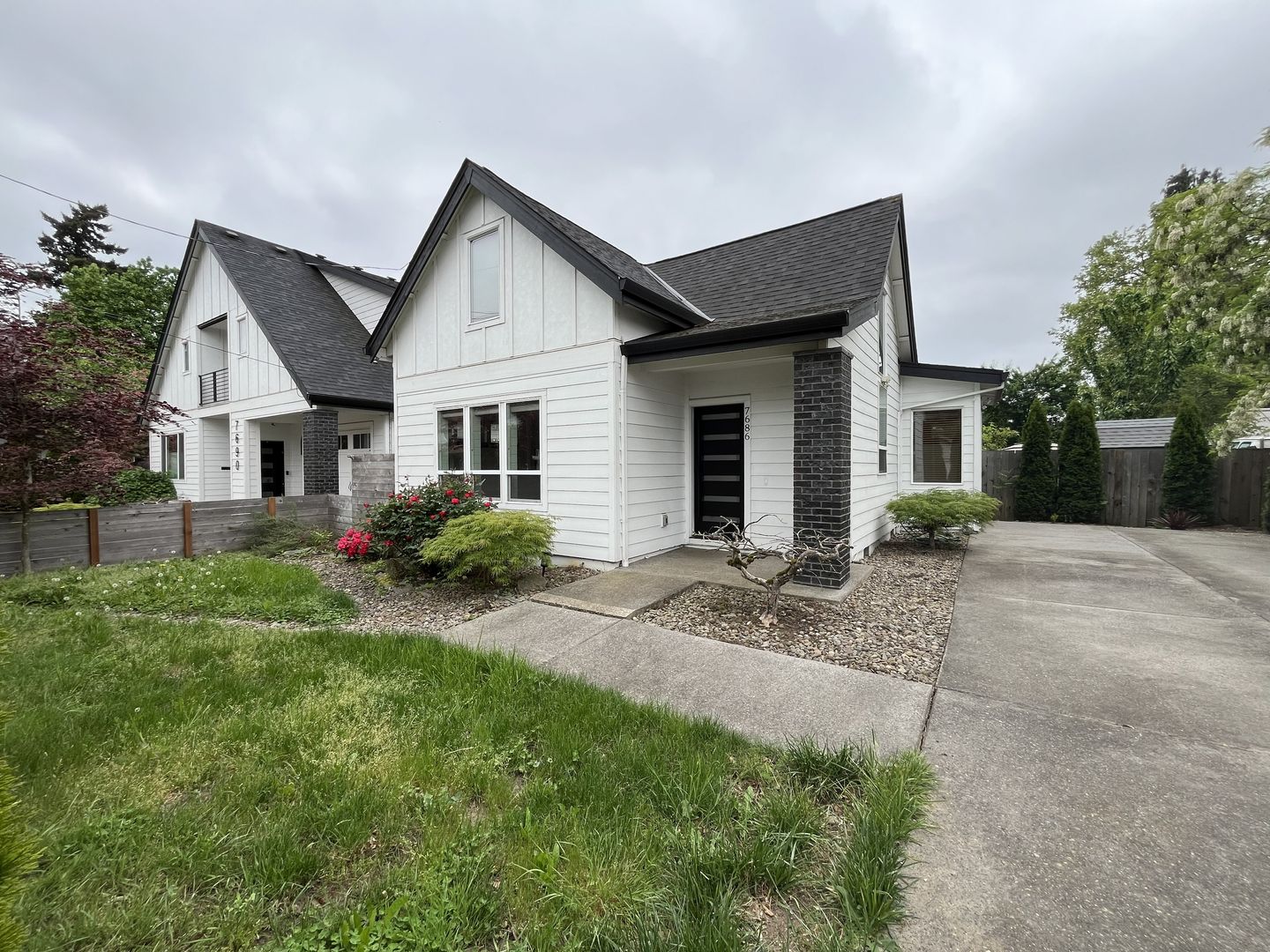 Milwaukie Multiplex: 7686 SE Overland Street
