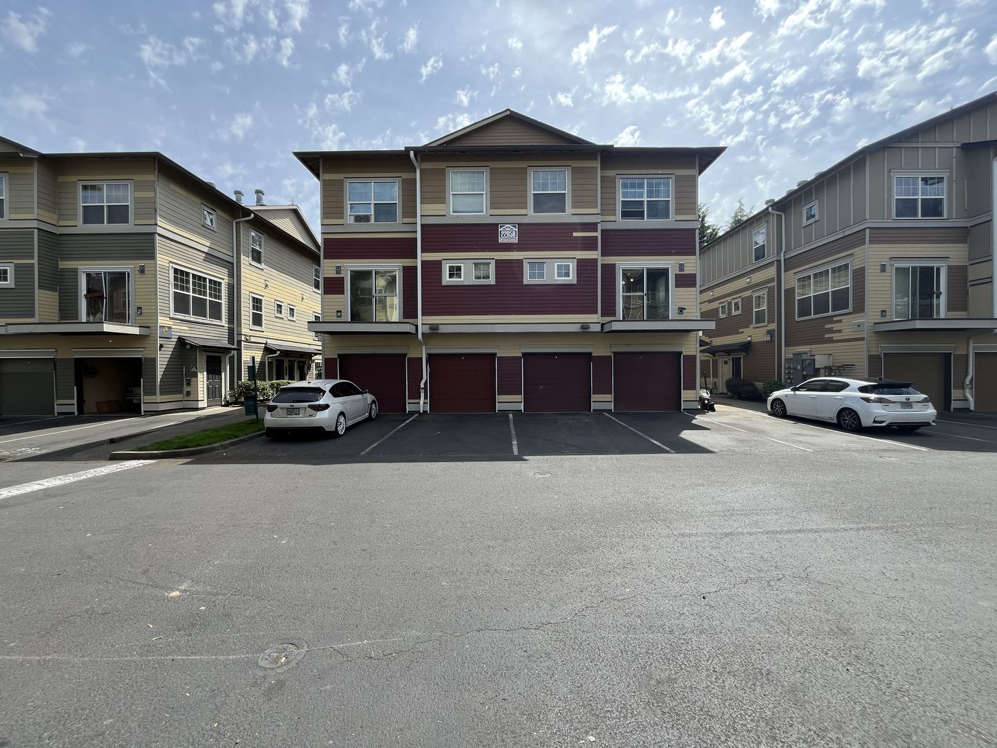 Sherwood House: 22858 SW Forest Creek Dr #203