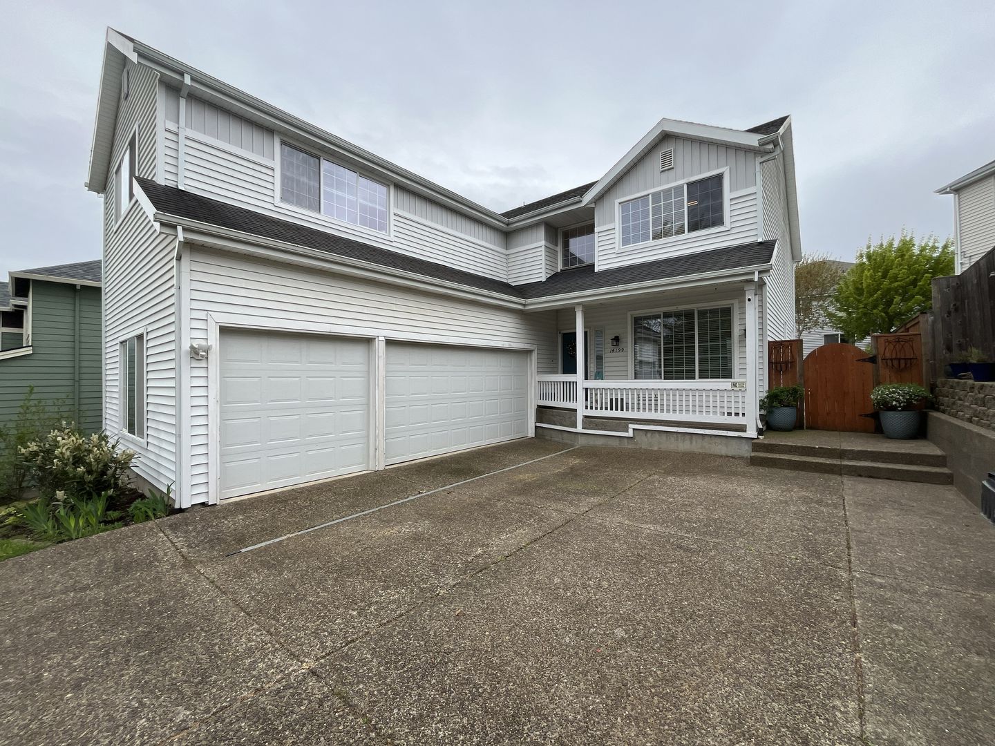 Tigard House: 14199 SW Tewkesbury Dr