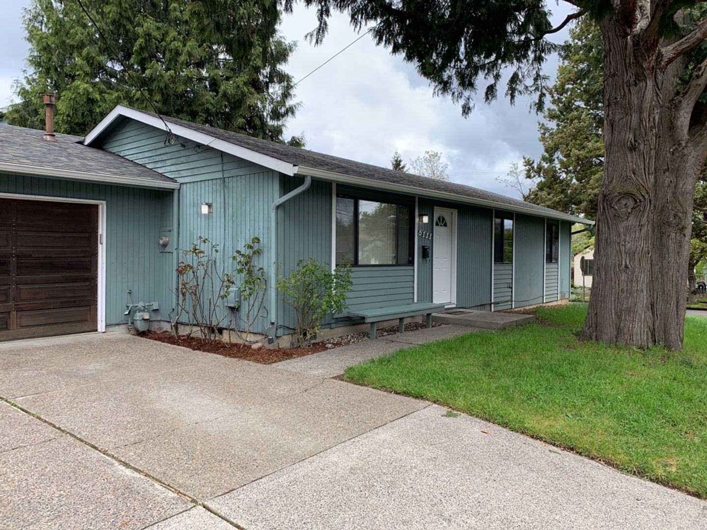 Portland House: 8111 N Burrage Avenue