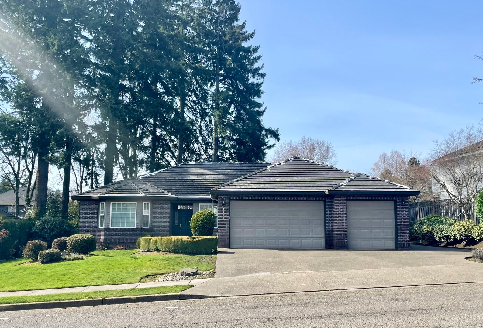 Clackamas House: 14785 SE 132nd Ave