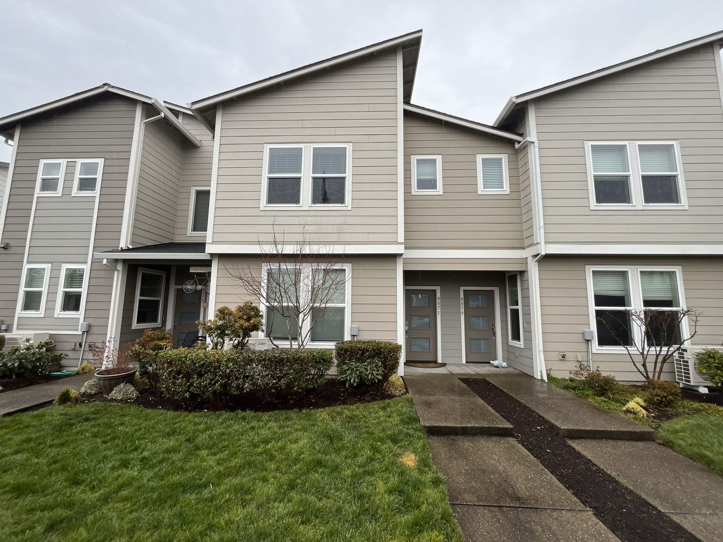 Hillsboro House: 8071 SE Engelmann Street