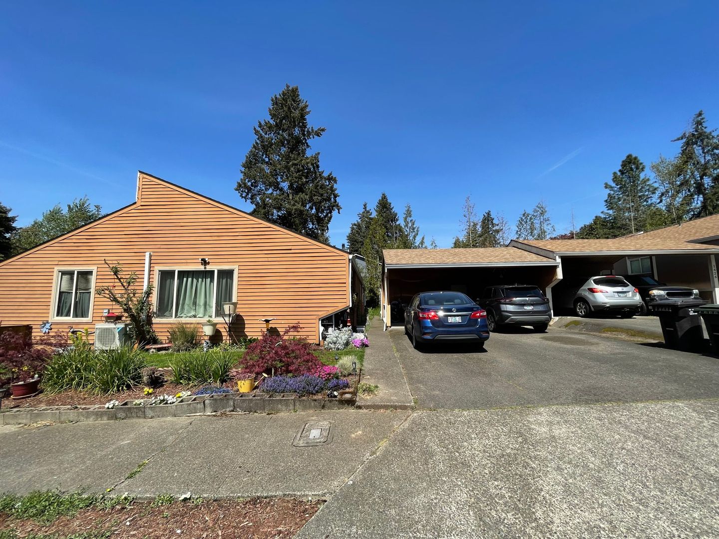 West Linn Apartment: 1406 - 1428 Village Park Place