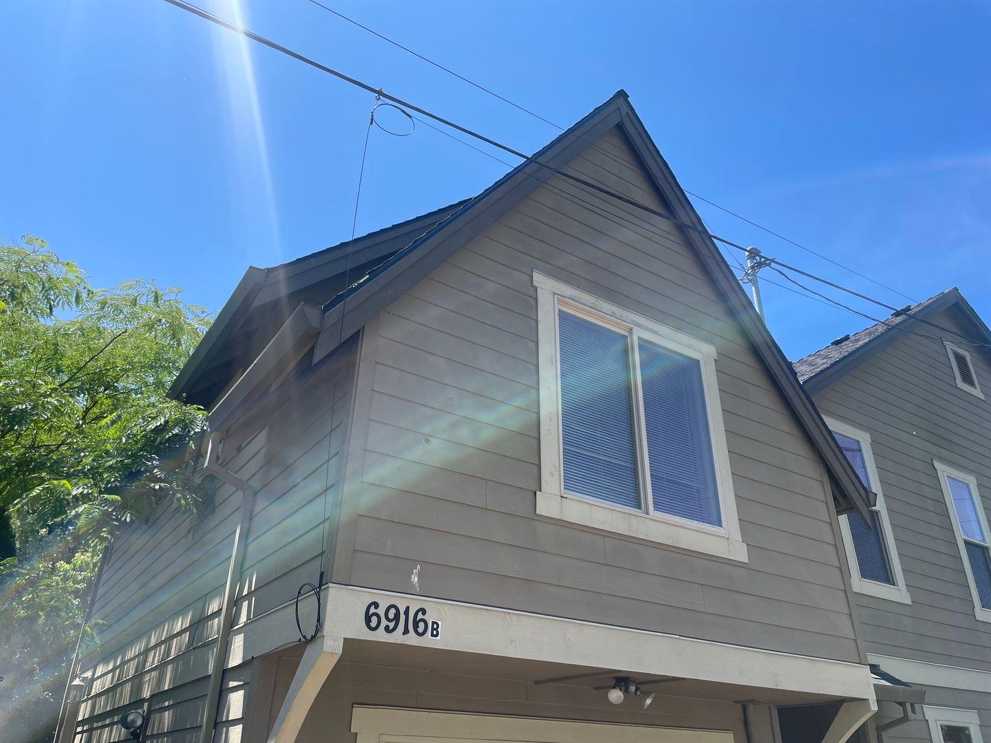 Portland Apartment: 6916 N Mckenna Avenue