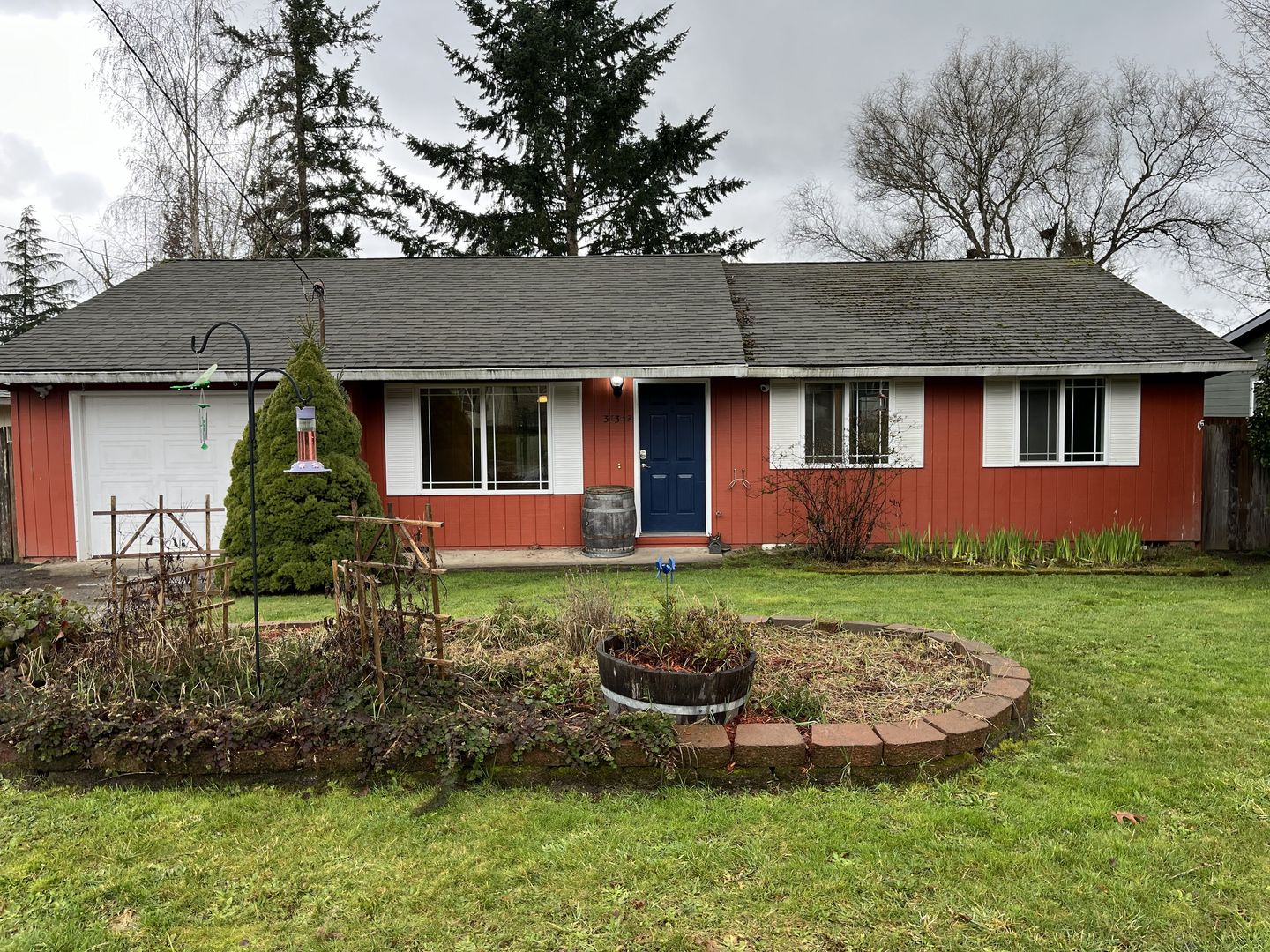 North Plains House: 31348 NW Cottage St.