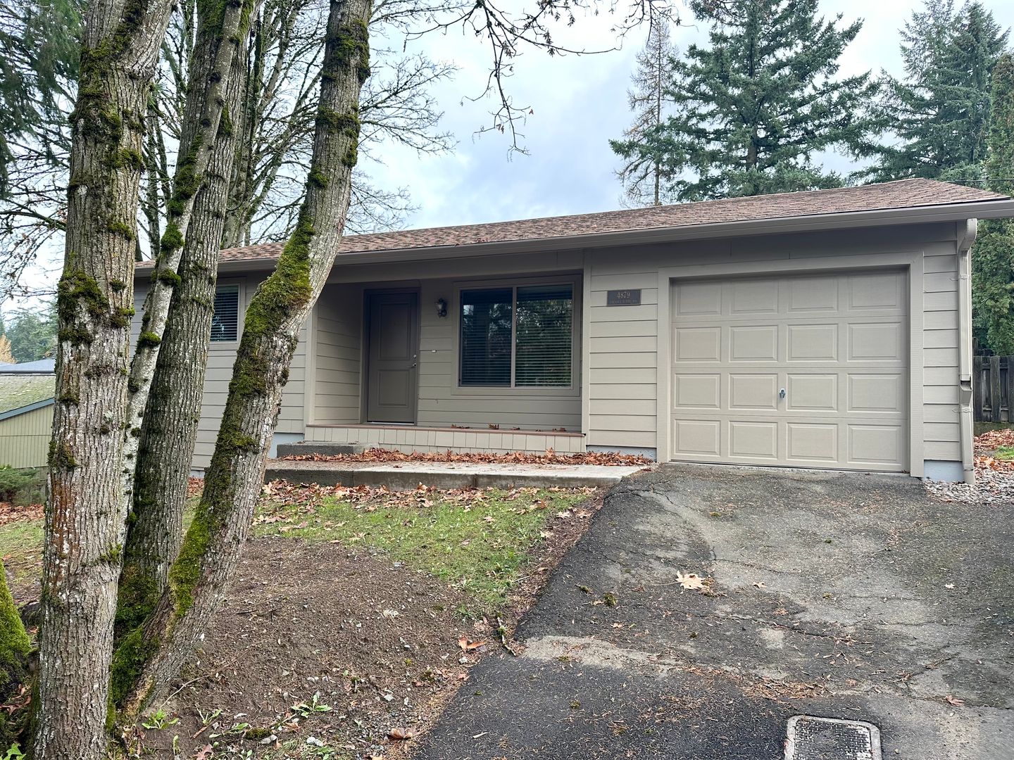 Portland House: 4879 SW Taylors Ferry Road