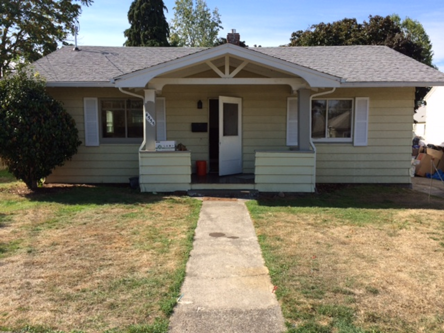Portland House: 4555 NE 85th Avenue