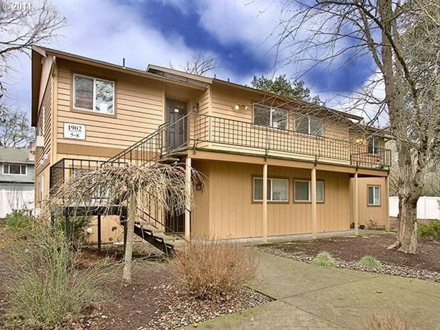 Portland House: 1902 NW 143rd #8