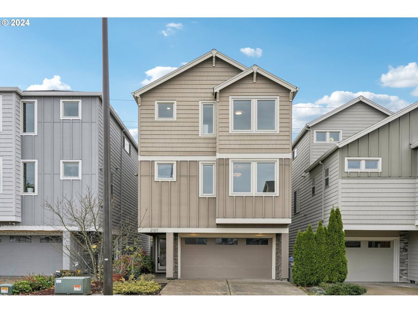 Beaverton House: 2137 NW 163rd Terrace