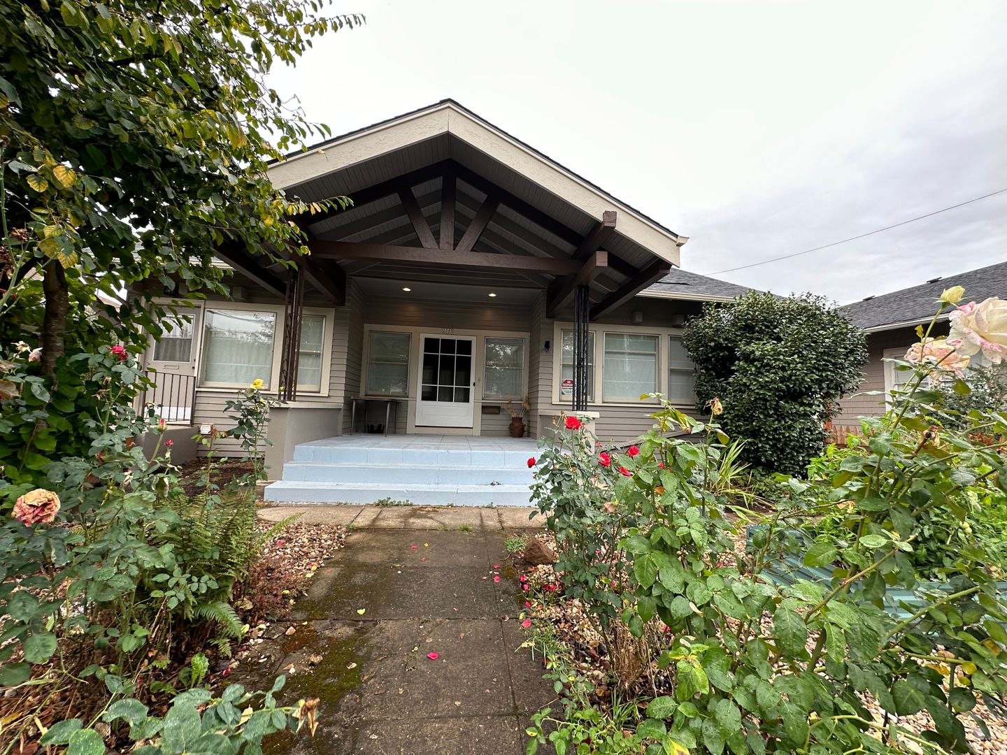 Portland House: 2005 NE 46th Ave