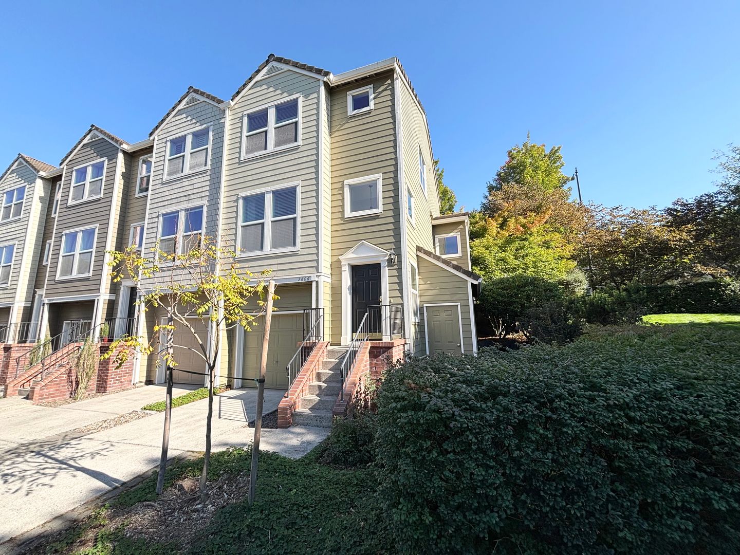 Portland House: 2606 NW Kennedy Court