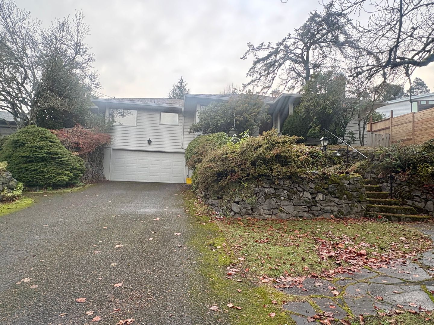 Portland House: 2815 SW Sunset Blvd