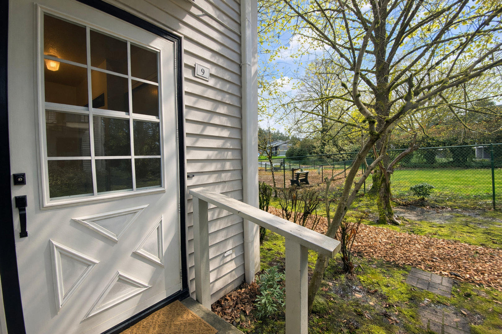 Portland House: 6815 SW Capitol Hill Road