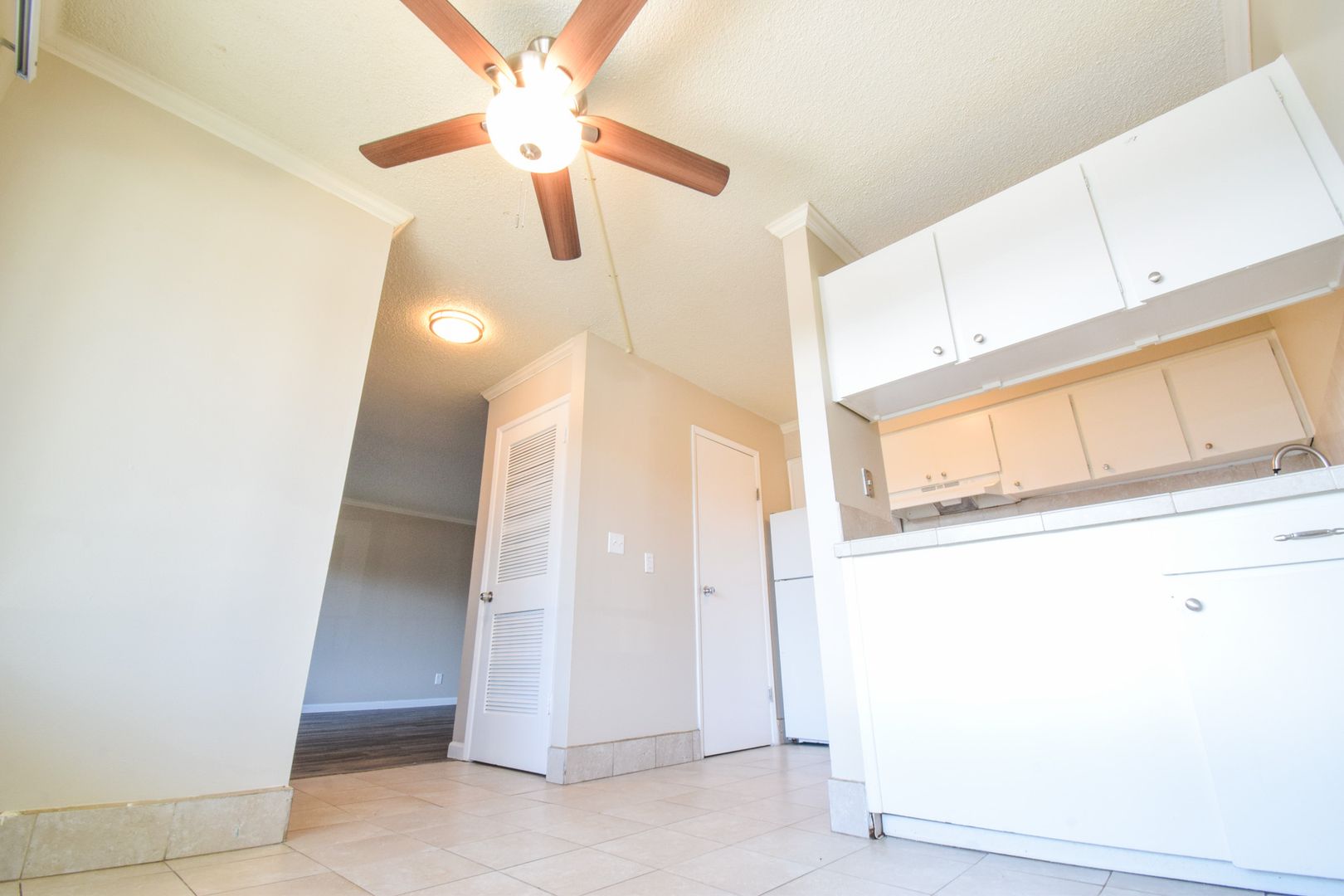 Portland Apartment: 3560 SW Vista Drive