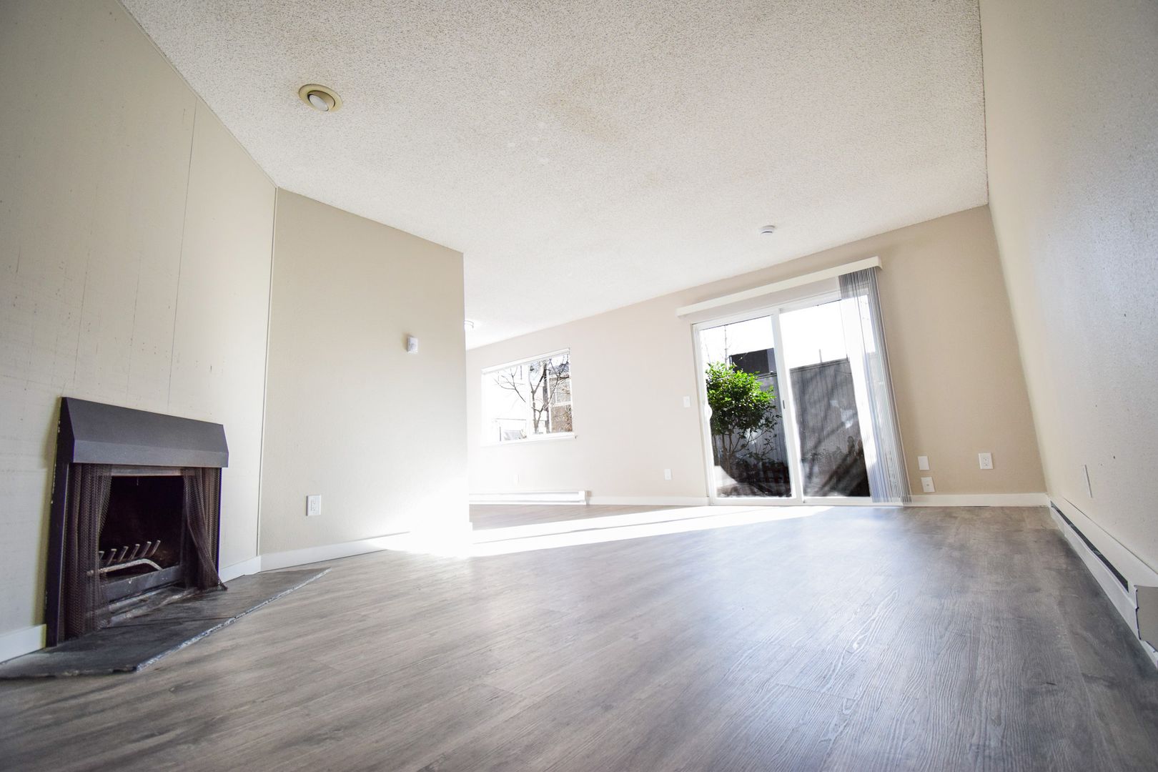 Portland Apartment: 3930 SW Plum St. 1-3 & 3940 SW Plum St.  1-8