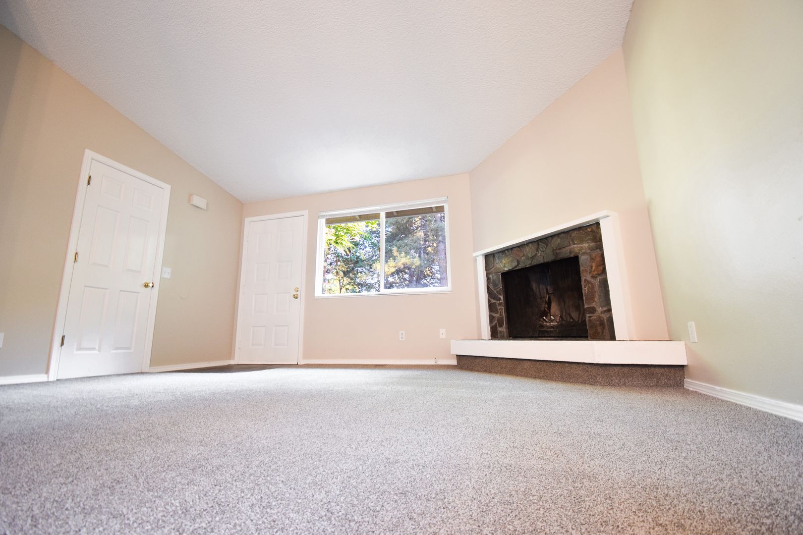 Portland Apartment: 12831-12839 NW Dogwood Street