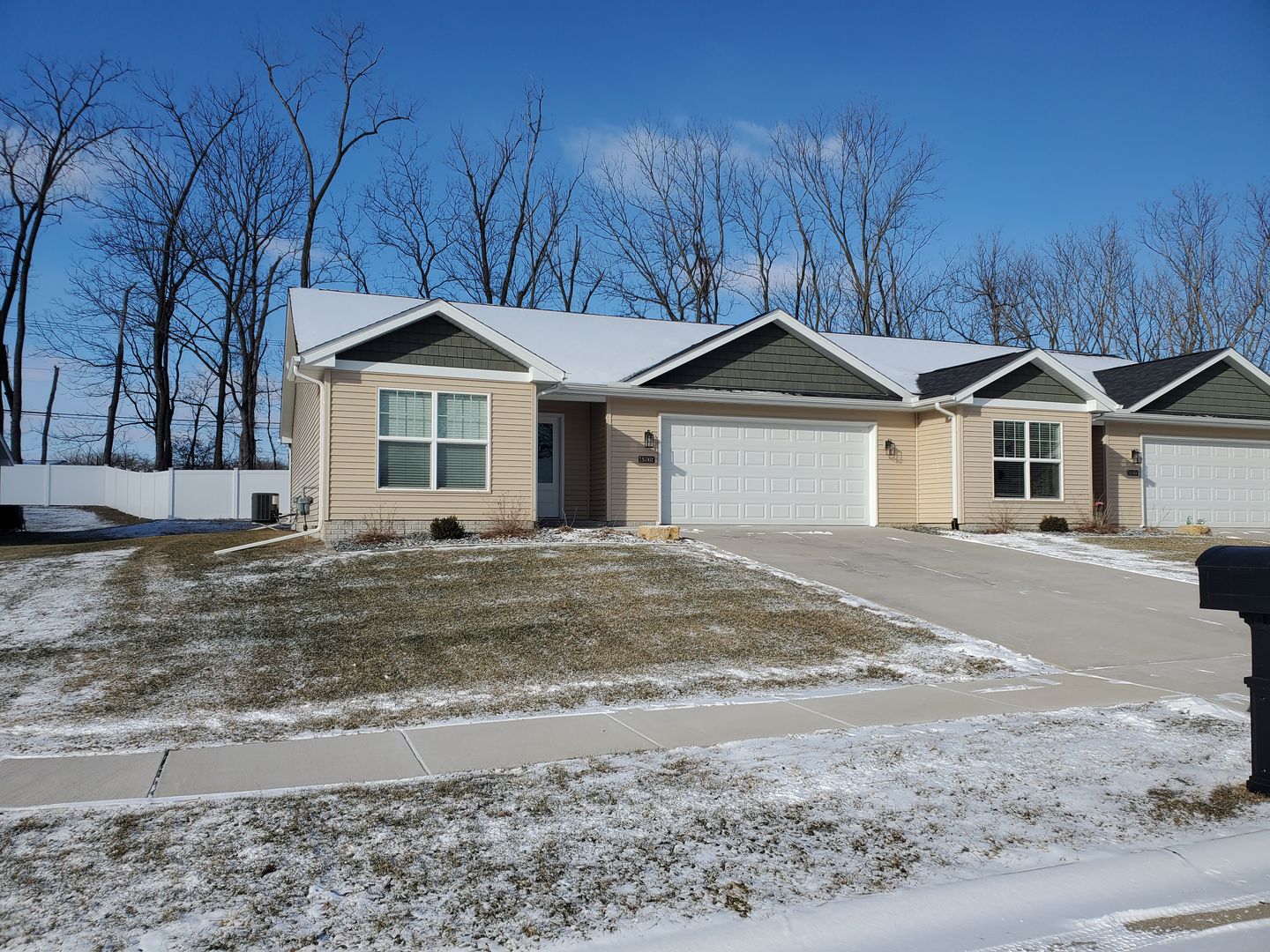 East Moline House: 4809 12th Street CT
