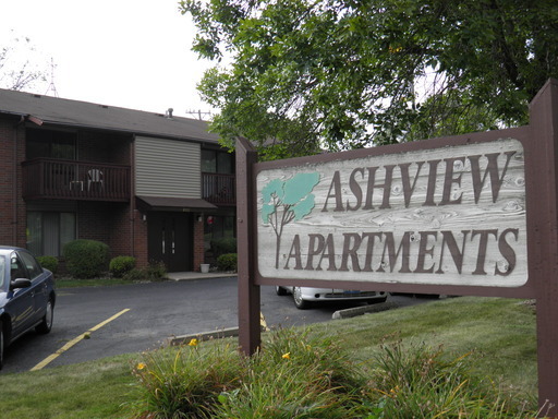 Moline Apartment: 2407 34th Street