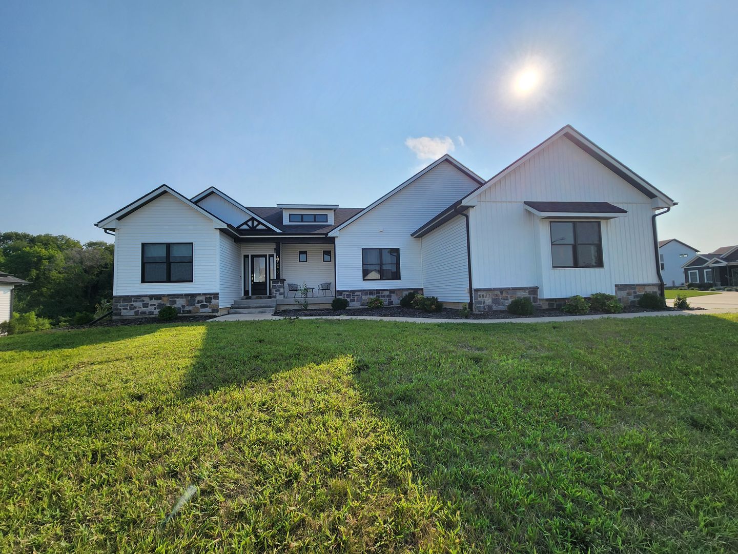 Bettendorf House: 6817 Timber Ct