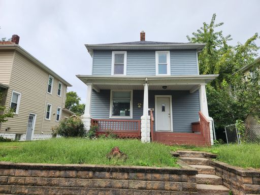 3 Bed 2 Bath Rental at 1177 26th Street A, Moline, IL – photo 1