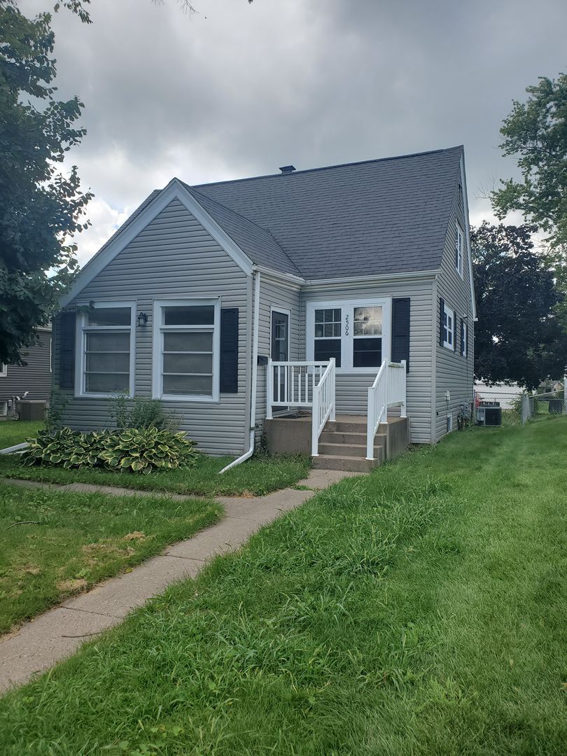 Rock Island House: 2506 28th Street