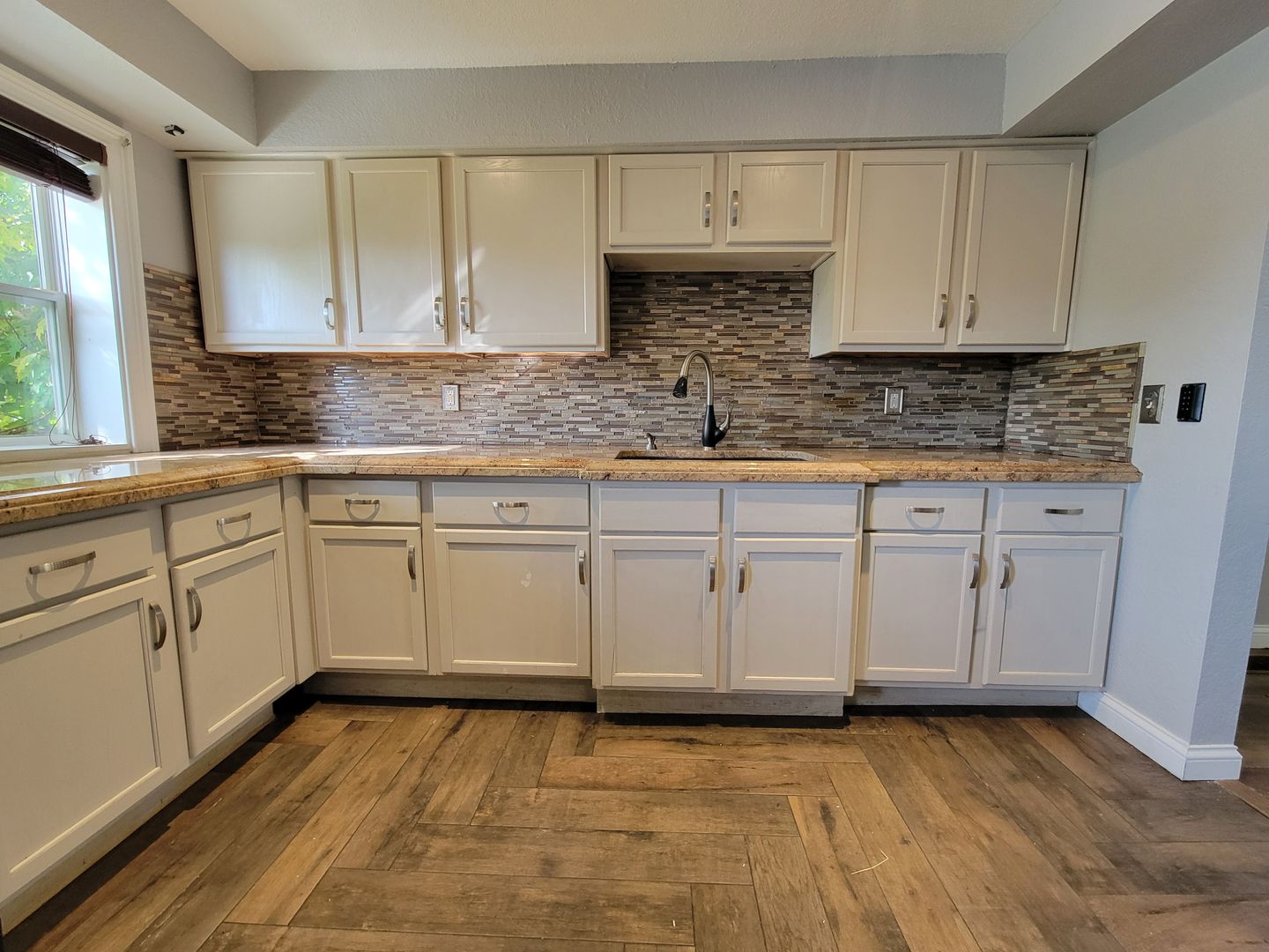 Davenport House: 1421 W 4th Street