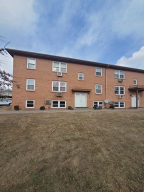2 bedroom & 1 Bath in East Moline