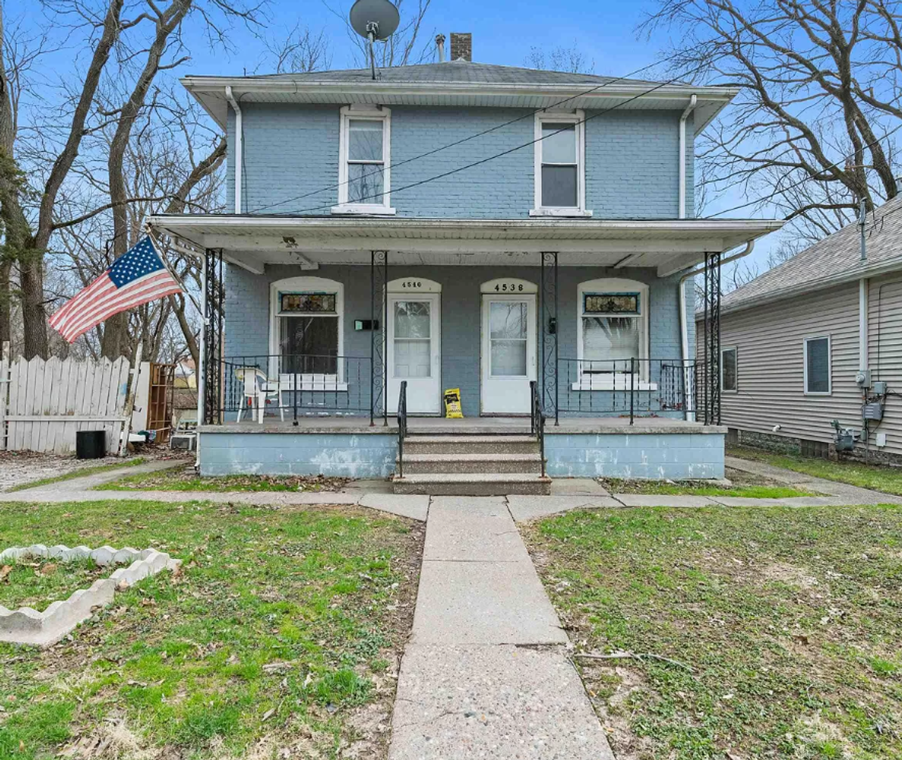 Rock Island Multiplex: 4538/4540 15th Ave.