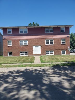 Spacious 2 Bedroom Apartment in Davenport – photo 1