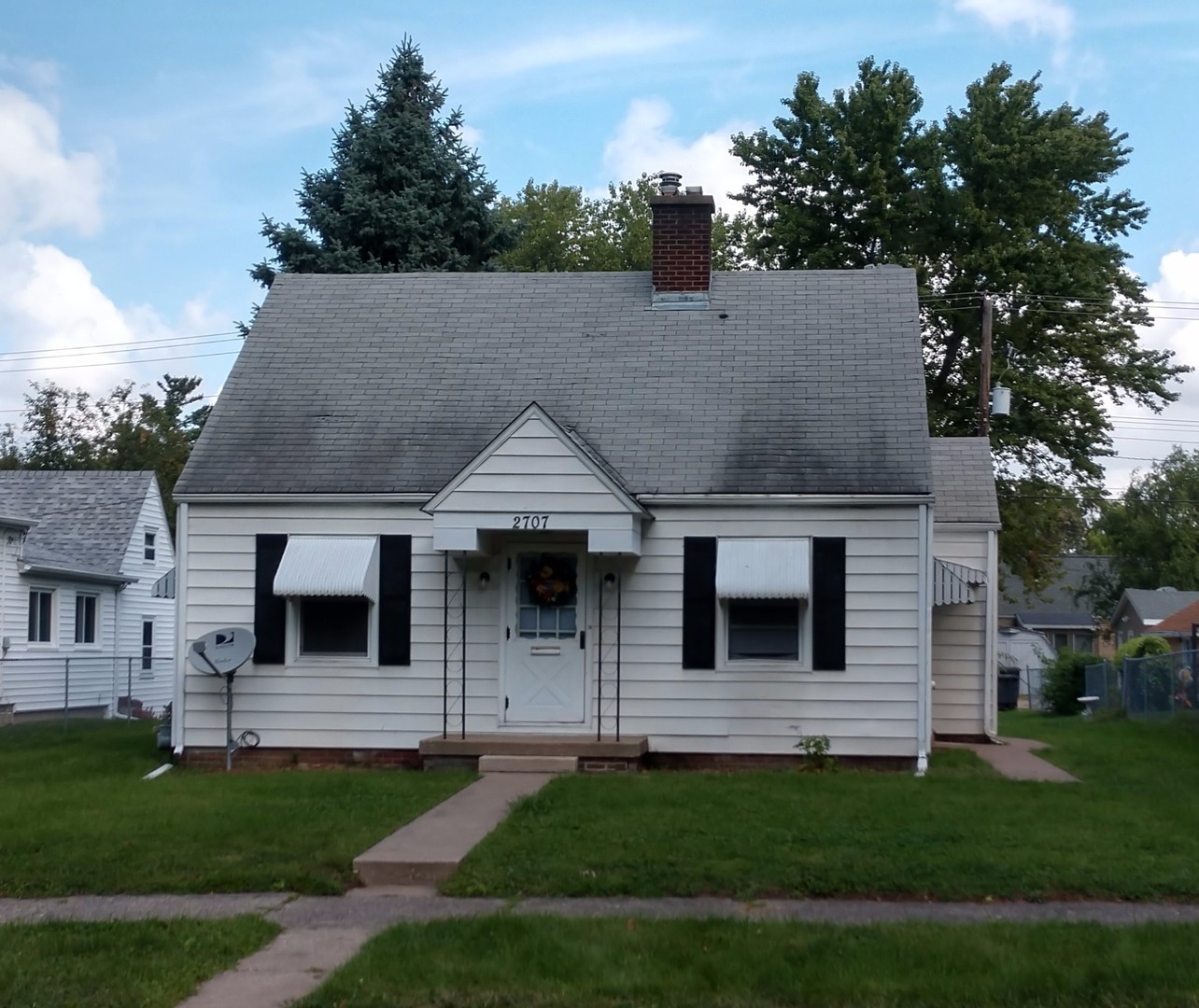Moline House: 2707 13th Ave