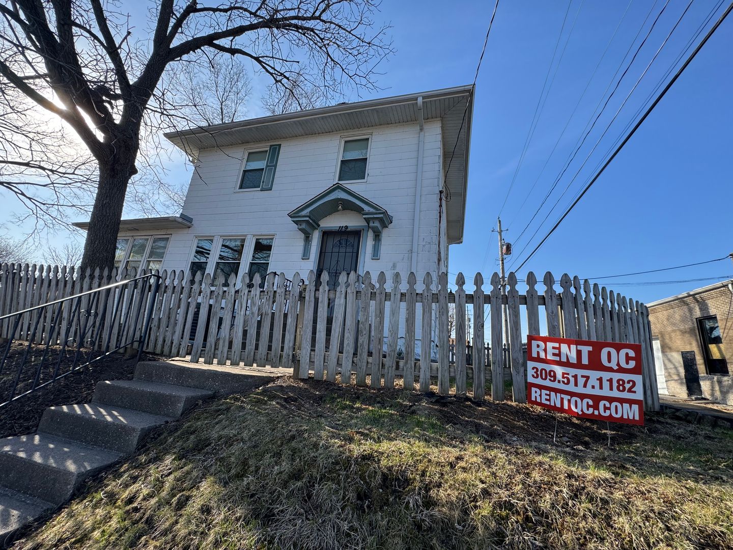 Davenport House: 119 E. 13th Street