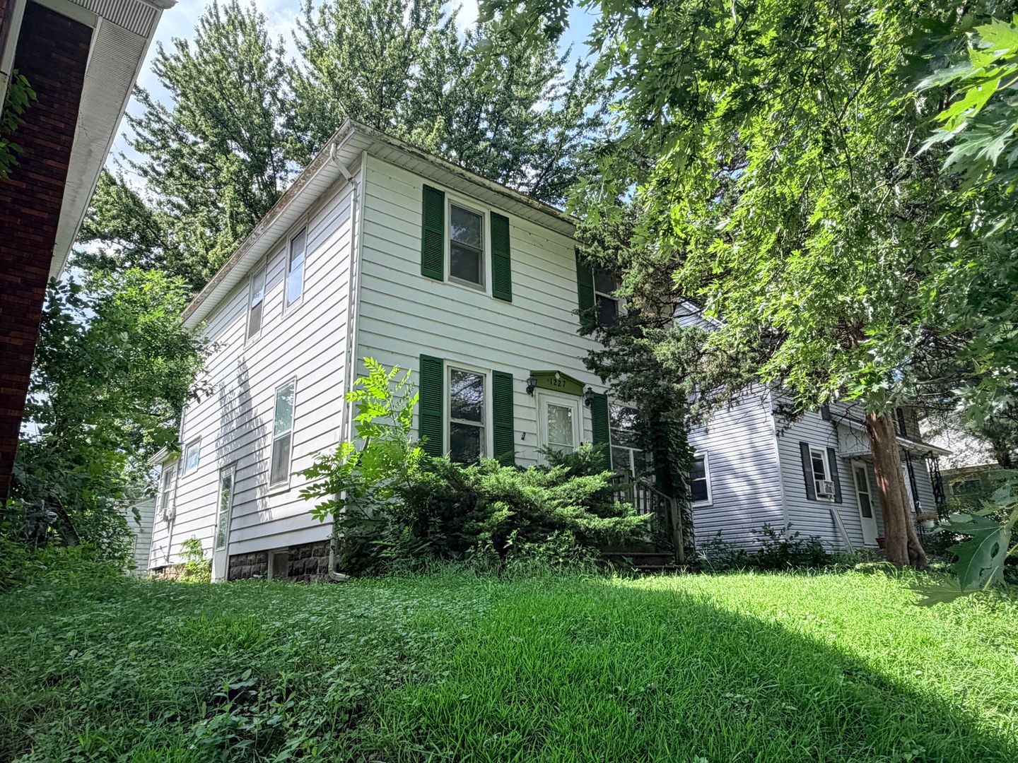 Moline House: 1227 4th Street