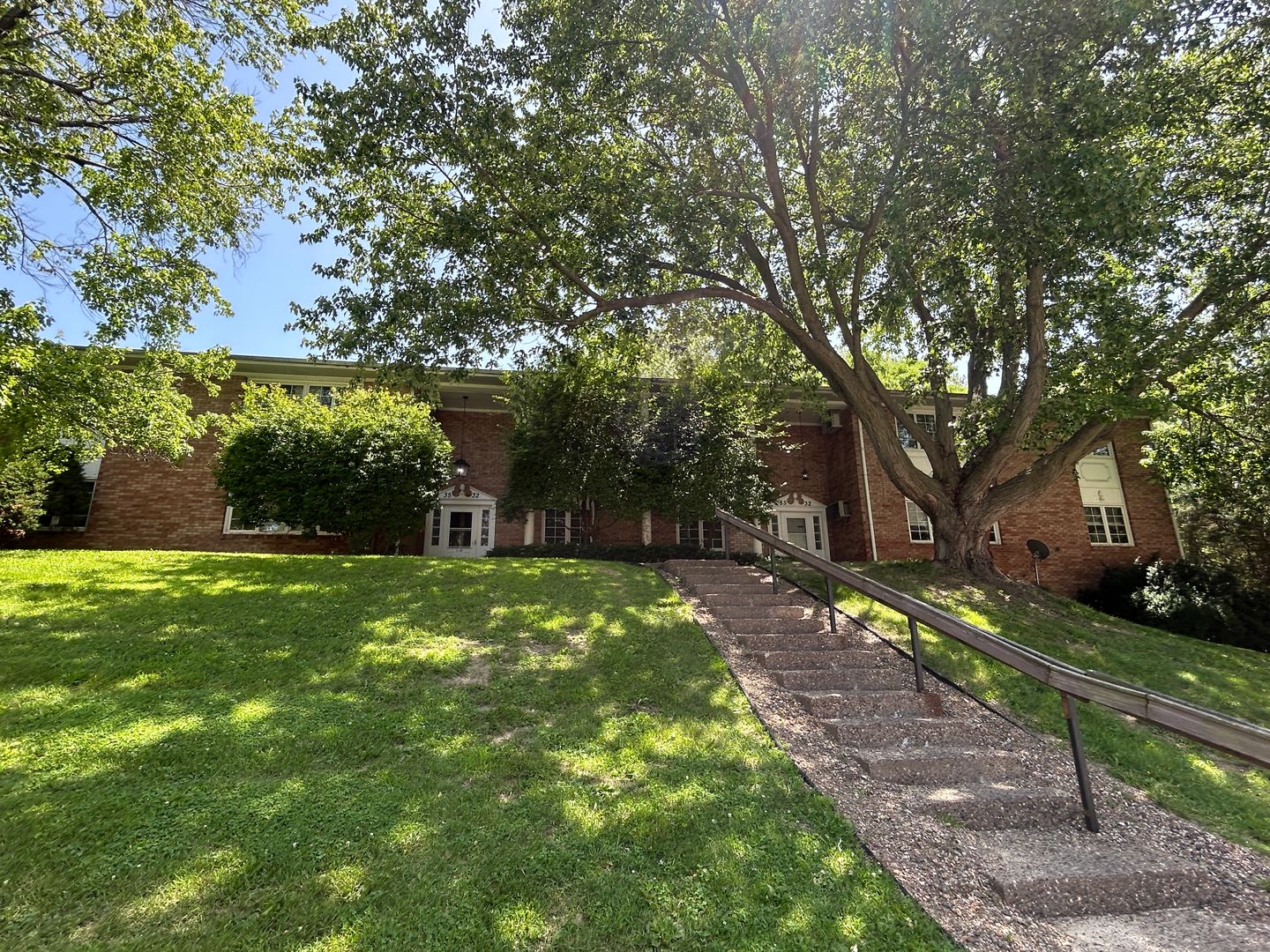Moline Apartment: 3532 60th Street