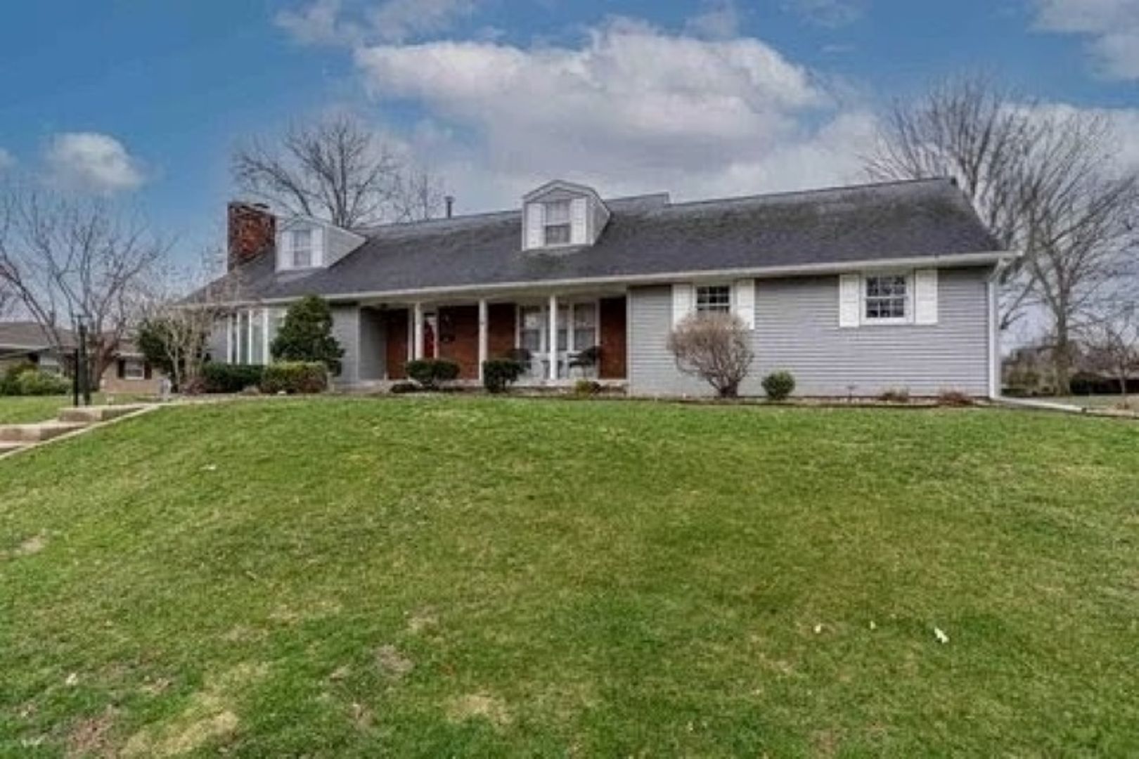 Rock Island House: 3602 25th Ave