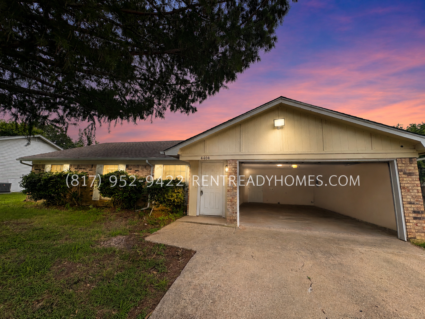 Arlington House: 4404 Willow Crest Dr,