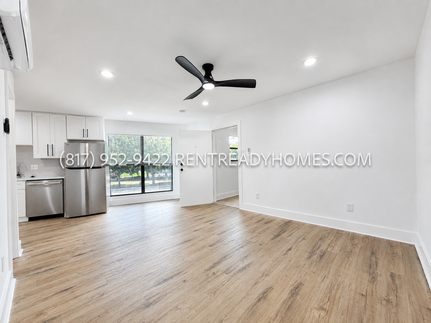 Dallas Apartment: 1510 W Jefferson Blvd
