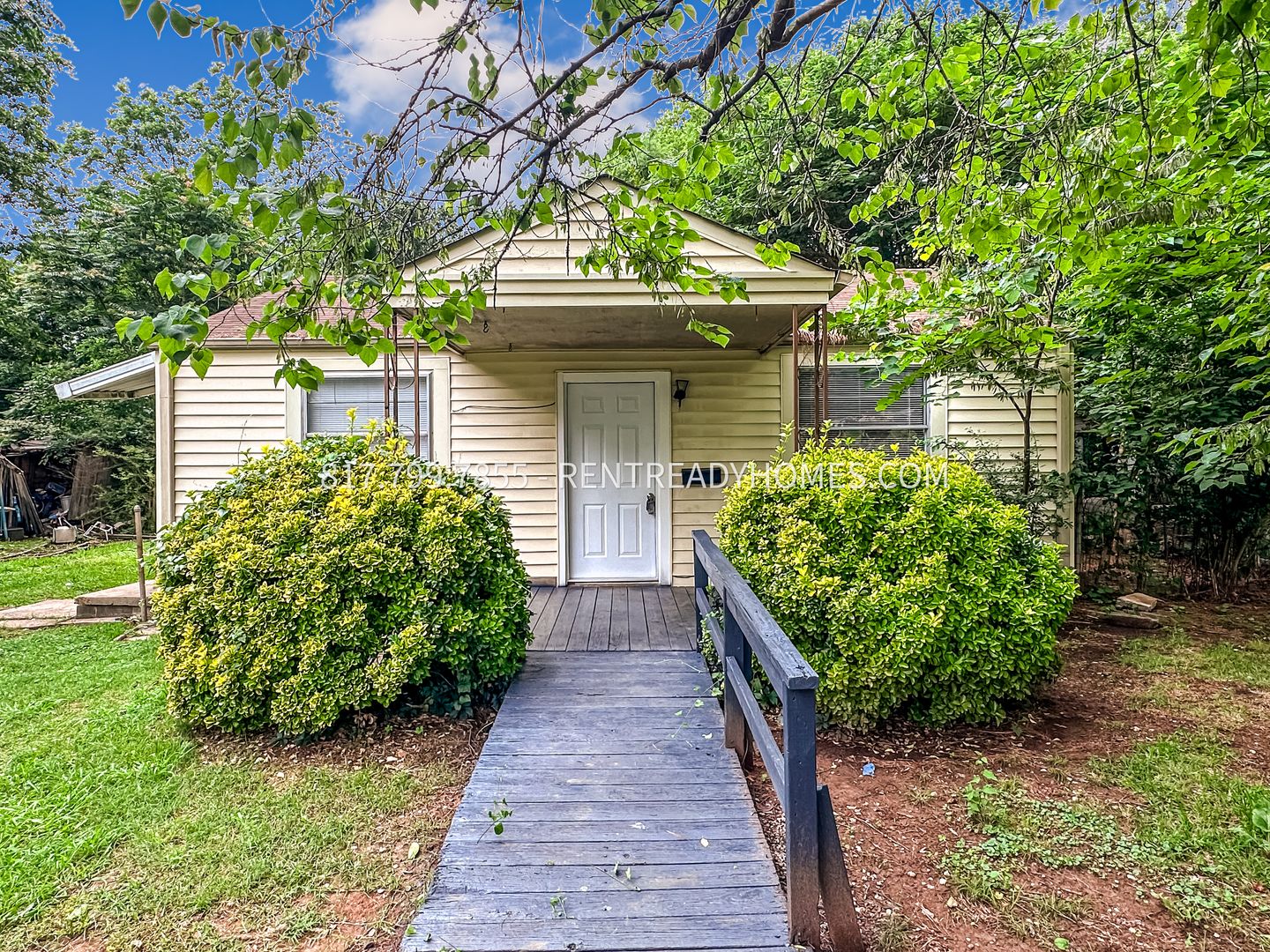 Birmingham House: 1316 Rayfield Dr