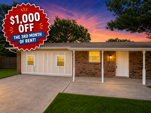 736 Cheltenham Dr - Spacious 3-Bedroom Everman Rental with Garage and Large Backyard