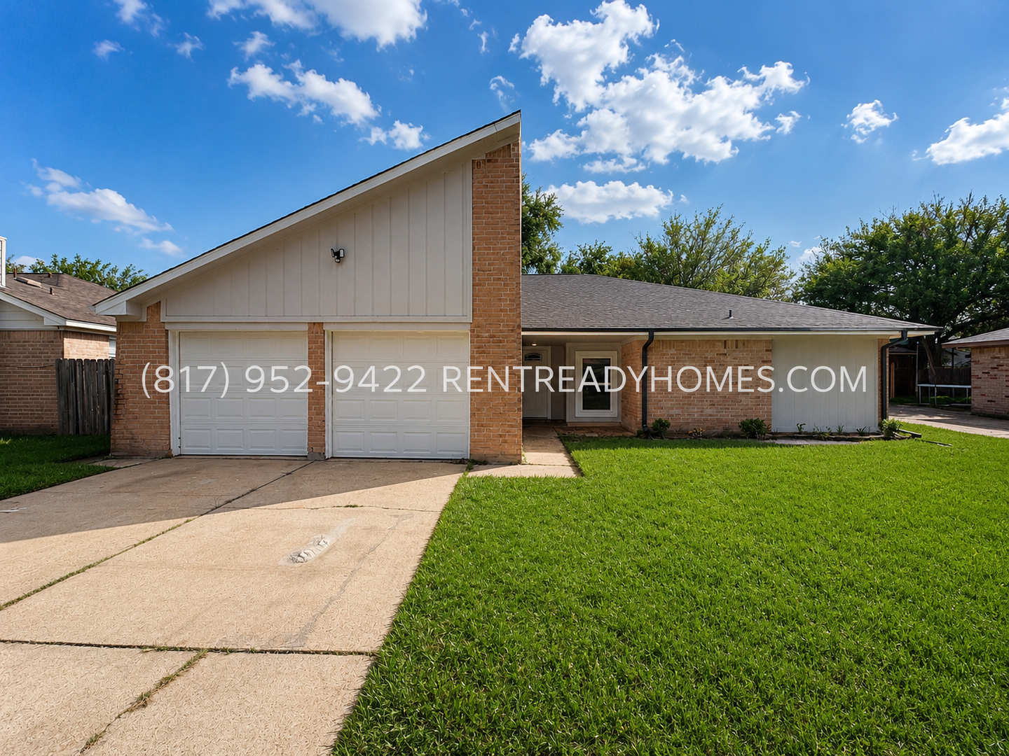 Houston House: 6906 Feather Creek Dr