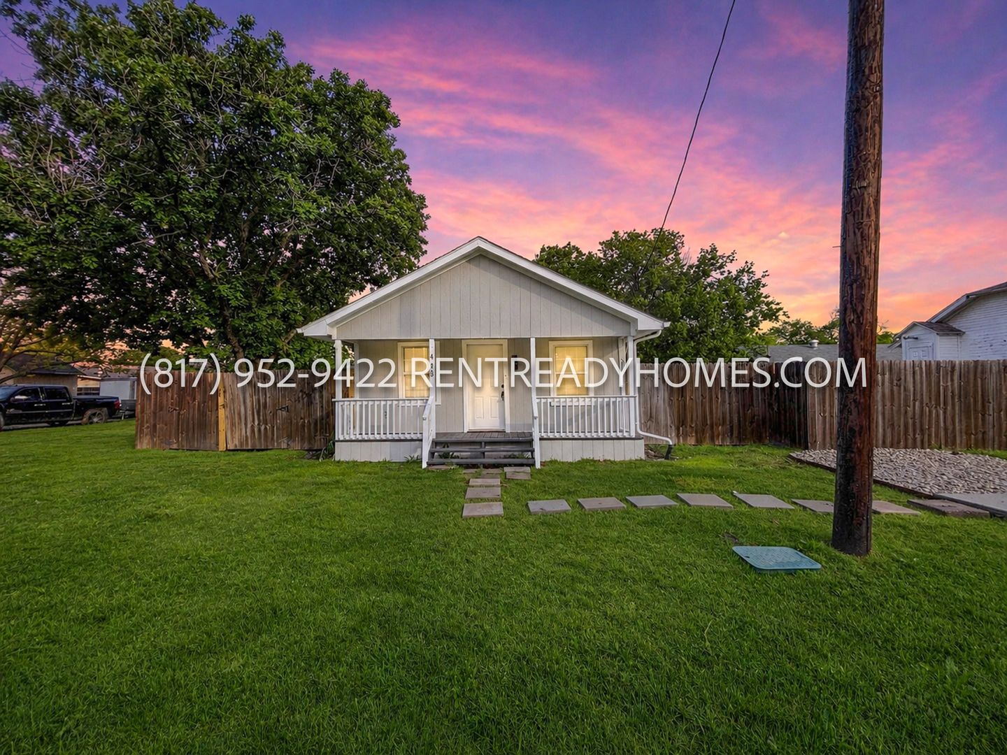 Forney Apartment: 404 Oak St