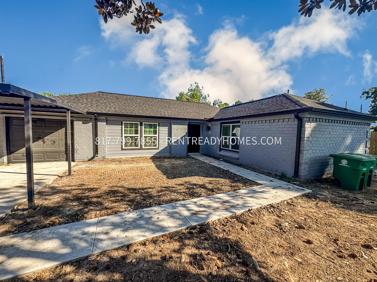 Houston House: 5017 Higgins St