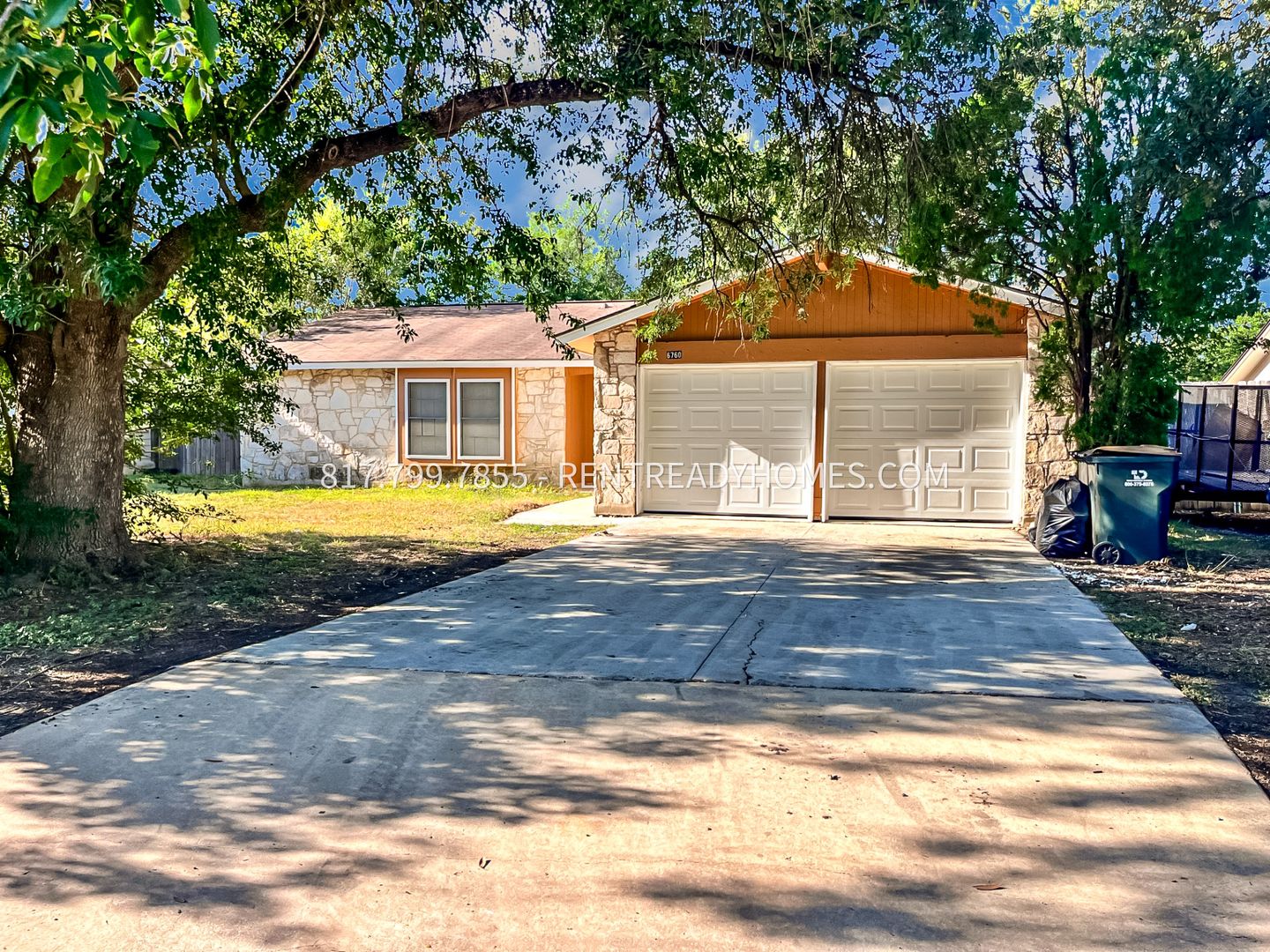 San Antonio House: 6760 Montgomery Dr