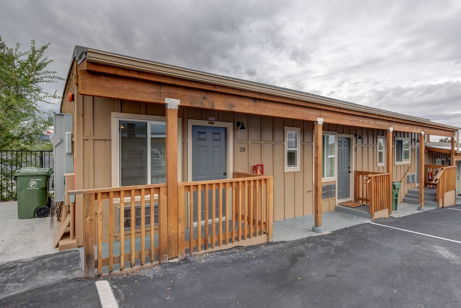 Prescott Apartment: 1141 E Gurley Street