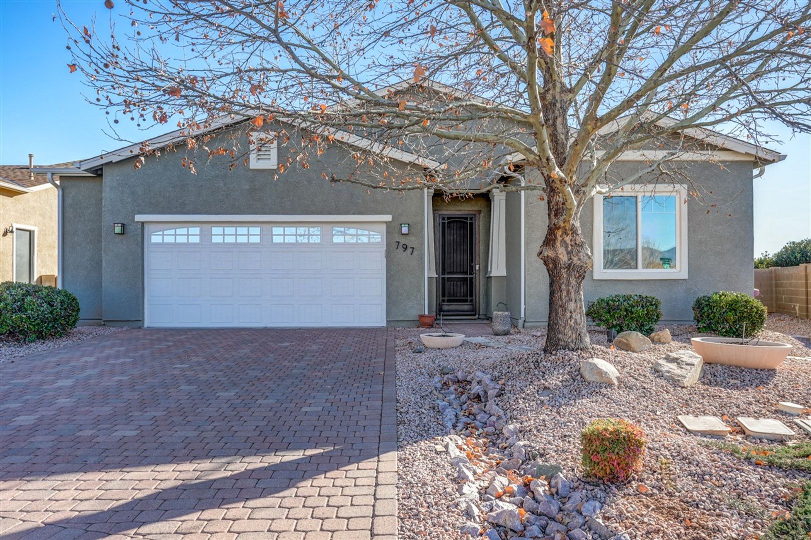 Dewey House: 797 N Soliz Street