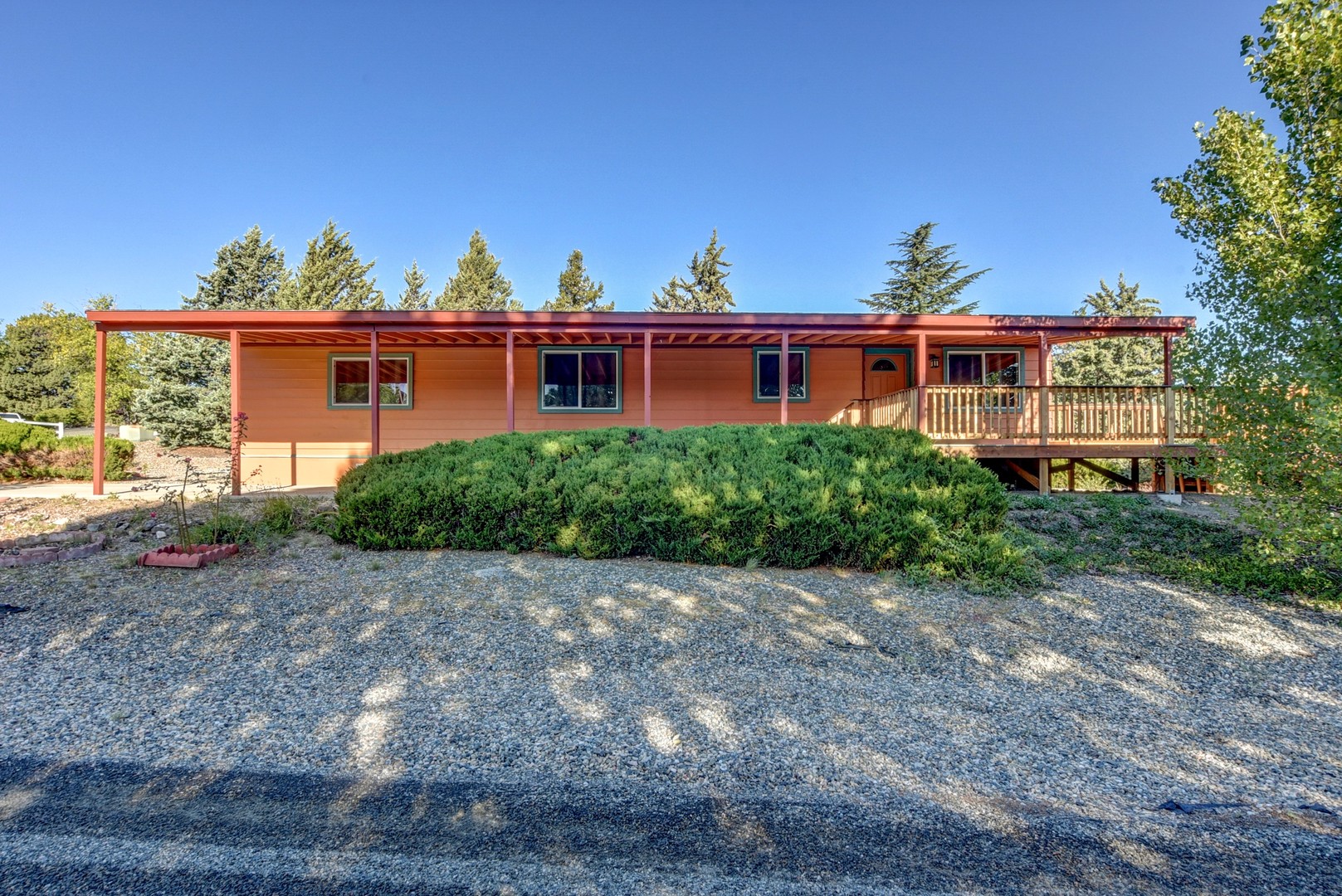 Prescott House: 3075 Timber Line Rd