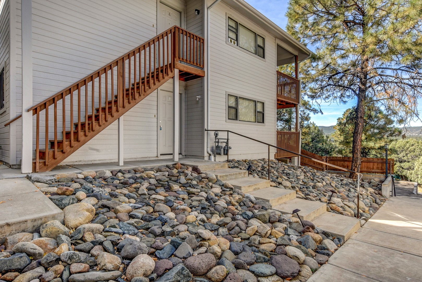 Prescott Apartment: 707 S. Montezuma St.