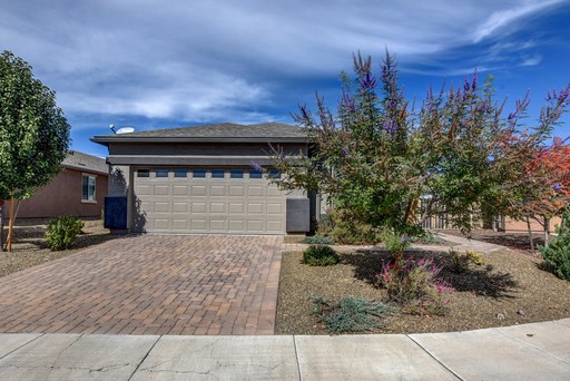 3 Bedroom + Den For Rent In Pronghorn Ranch! – photo 1